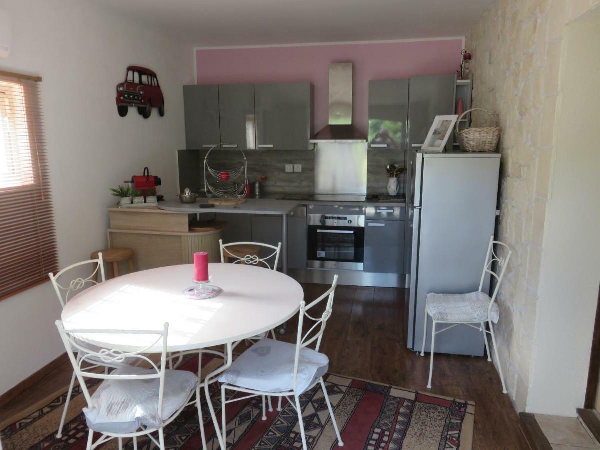 Charmant Appartement Saint Gely Cornillon Eksteriør bilde